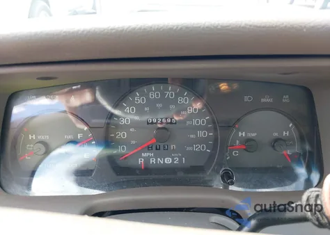 2003 Mercury Grand Marquis Gs из США, поврежденный, VIN 2MEFM74W53X689222